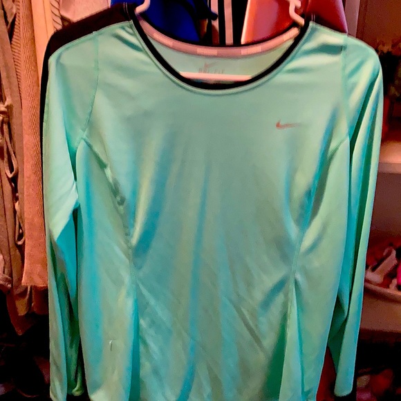 Nike Dri Fit size L - Picture 1 of 6